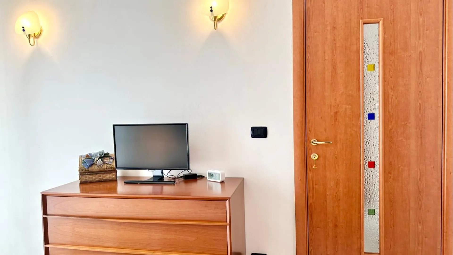 Апартаменты Hostdomus - Pietra Blu Пьетра-Лигуре